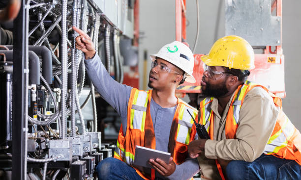 Best Electric Panel Repair  in Hillsdale, MI
